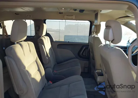 2014 Chrysler Town & Country Touring z USA, uszkodzony, nr VIN 2C4RC1BG1ER314753